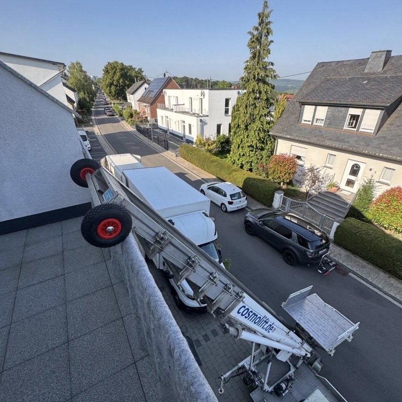 M&ouml;bellift am Balkon beim Umzug - Bewertung von Muhammet Toktaş